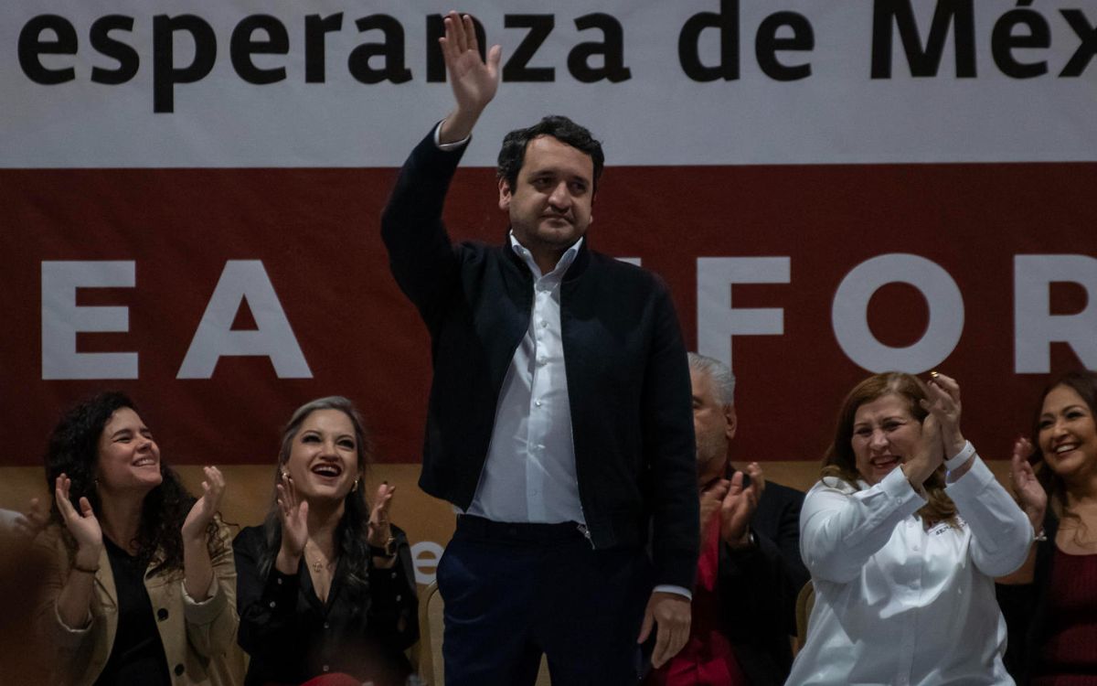 «Andy» López Beltrán gana 127 mil pesos mensuales como secretario de Organización de Morena; más que Luisa María Alcalde
