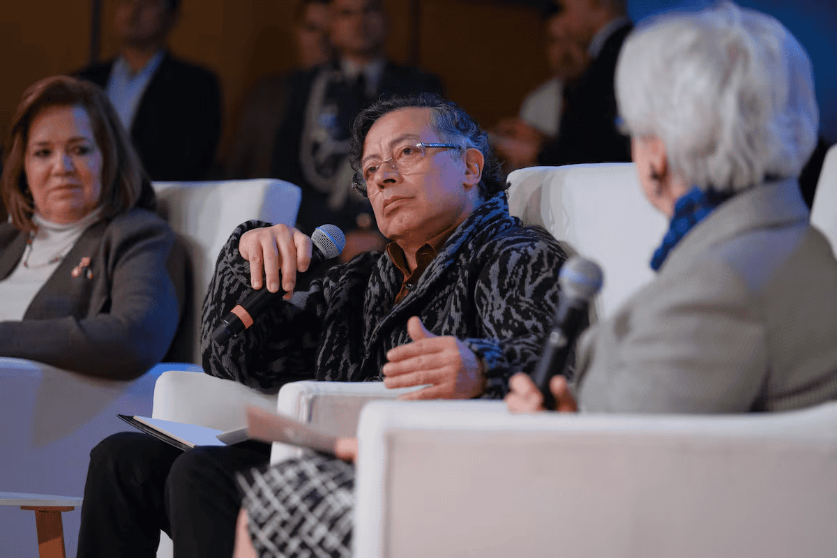 Una droga llamada poder: la incómoda honestidad de Gustavo Petro sobre libro de Sheinbaum